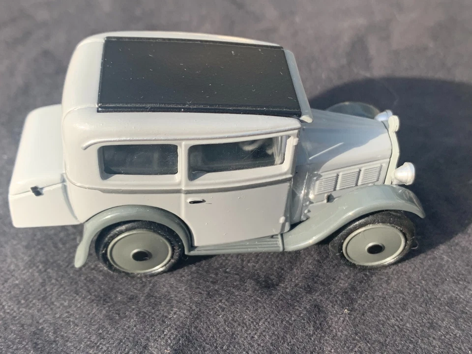 BMW Dixi 3/15 gris línea clásica 1:43 de Schuco - concesionario edición limitada Foto 4 de 4