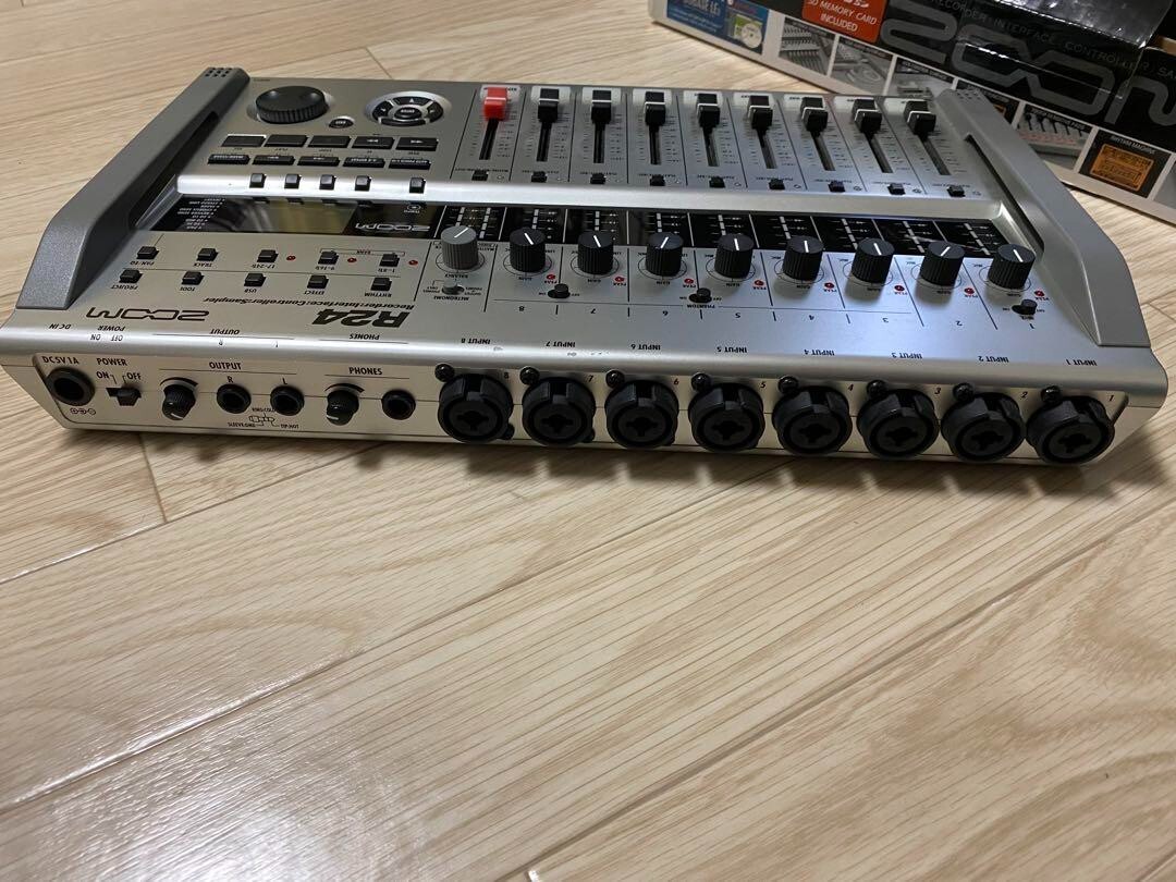 Zoom R24 Digital Interface Controller Multi Track Recorder 24