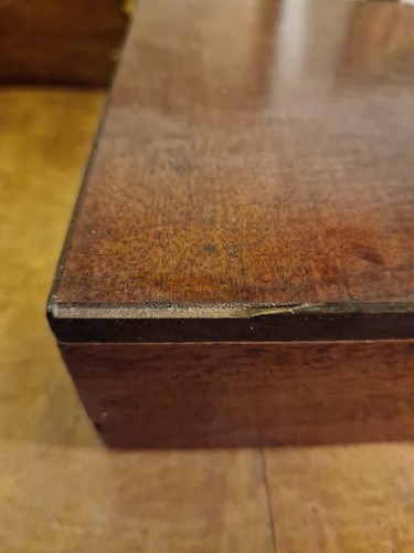 An Antique Winsor & Newton Mahogany Artist Box Late 19th Century - Picture 9 of 24