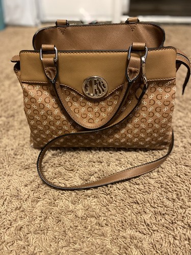 small brown guess purse