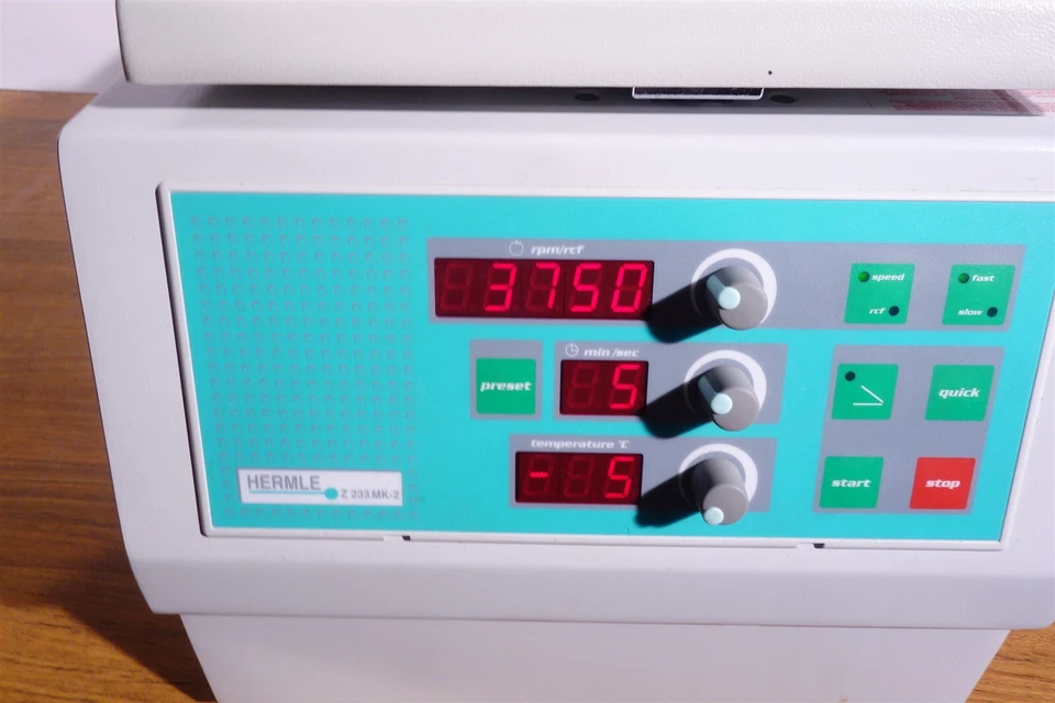 Hermle - Labortechnik Refrigerated Centrifuge Z 233 MK2 14000 Rotor Working READ - Image 2 of 4