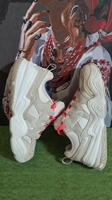 Nike Tech Hera Women's Beige Casual Shoes - DR9761-002  Women's Size 6.5 37.5