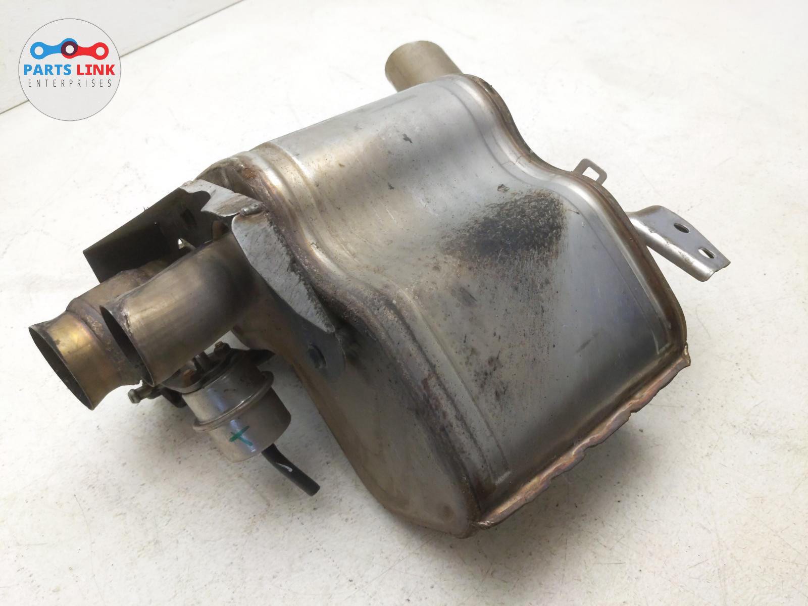 2017-2020 MASERATI LEVANTE REAR LEFT EXHAUST MUFFLER BAFFLE PIPE SILENCER M161