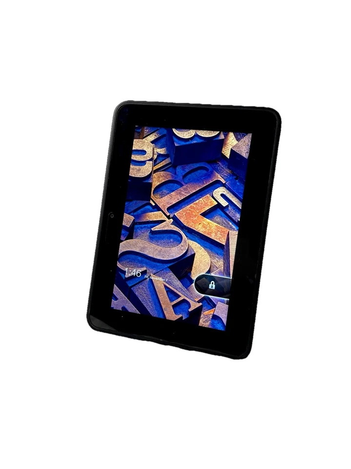 Amazon Kindle Fire HD 7" 16GB Tablet Color Screen Wi-Fi Dolby Audio HDMI Bundle - Image 2 of 4