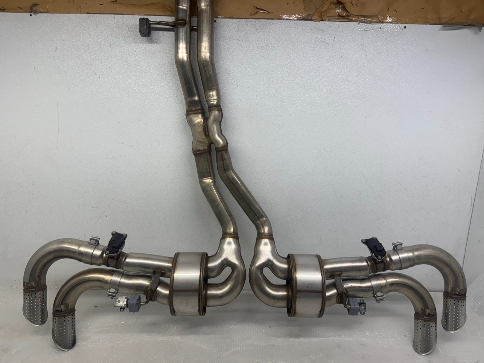 Lamborghini Urus SE Performante 2025-2026 Exhaust extension