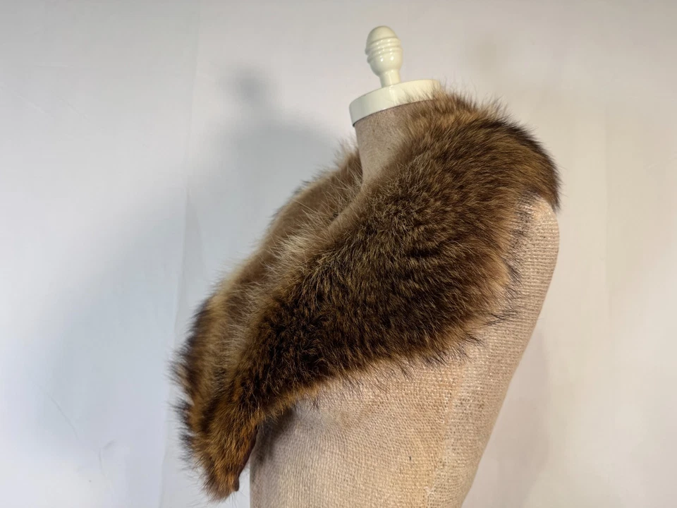 Vintage Dark Brown Plush Soft Genuine Racoon Fur Collar Neck Wrap Lined - Image 3 of 4