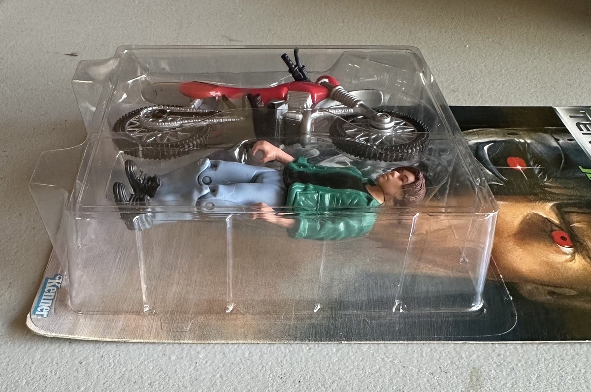 1991 #56550 KENNER TERMINATOR 2 JOHN CONNOR WITH MOTORCYCLE NIB