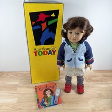 Rare American Girl Lindsey Bergman 18 Doll in Original Box w/ Book, Brush, Dog