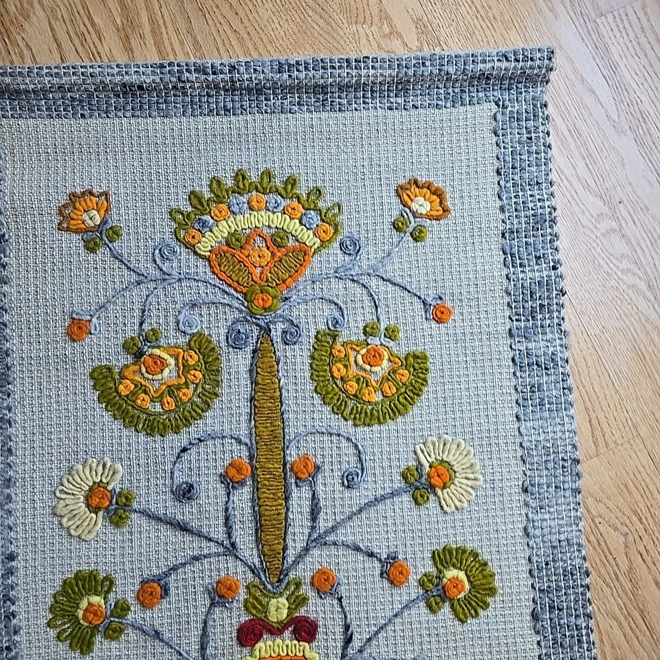 Danish Folk Art Wool Fabric Yarn Wall Hanging Tassels Blue Multi Floral READ - Image 4 of 4