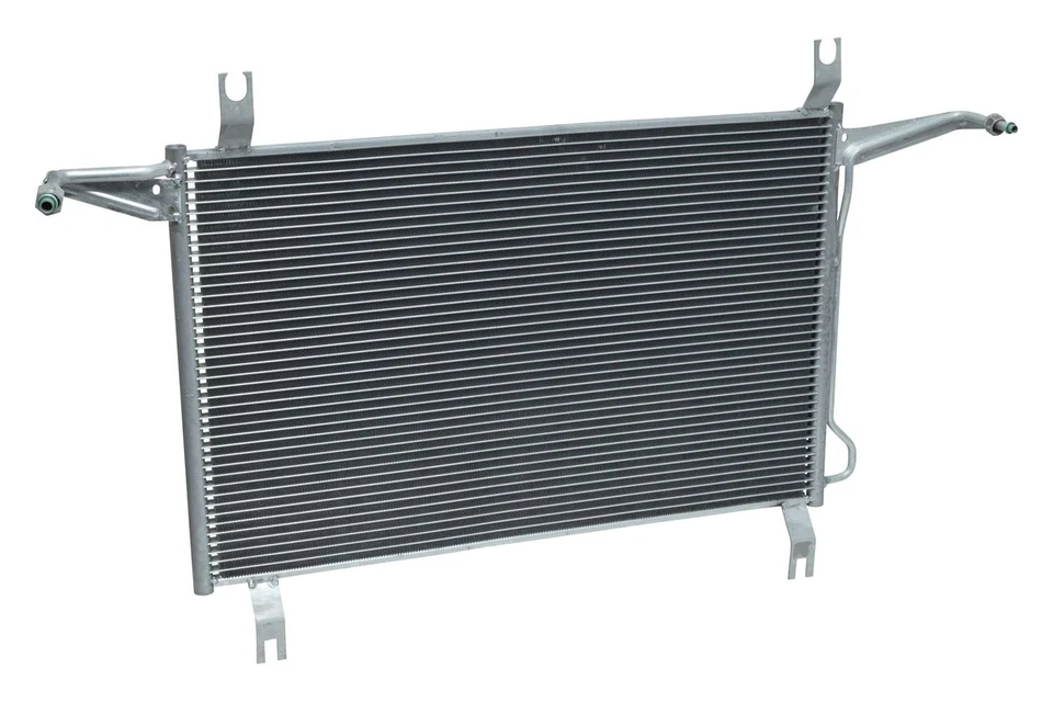 For Ford F-150 1994-2003 UAC CN4531PFC A/C Condenser - Imagem 3 de 4