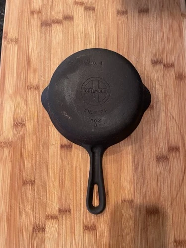Vintage GRISWOLD No. 4 Cast Iron Skillet SBL Erie, PA 702A Restored