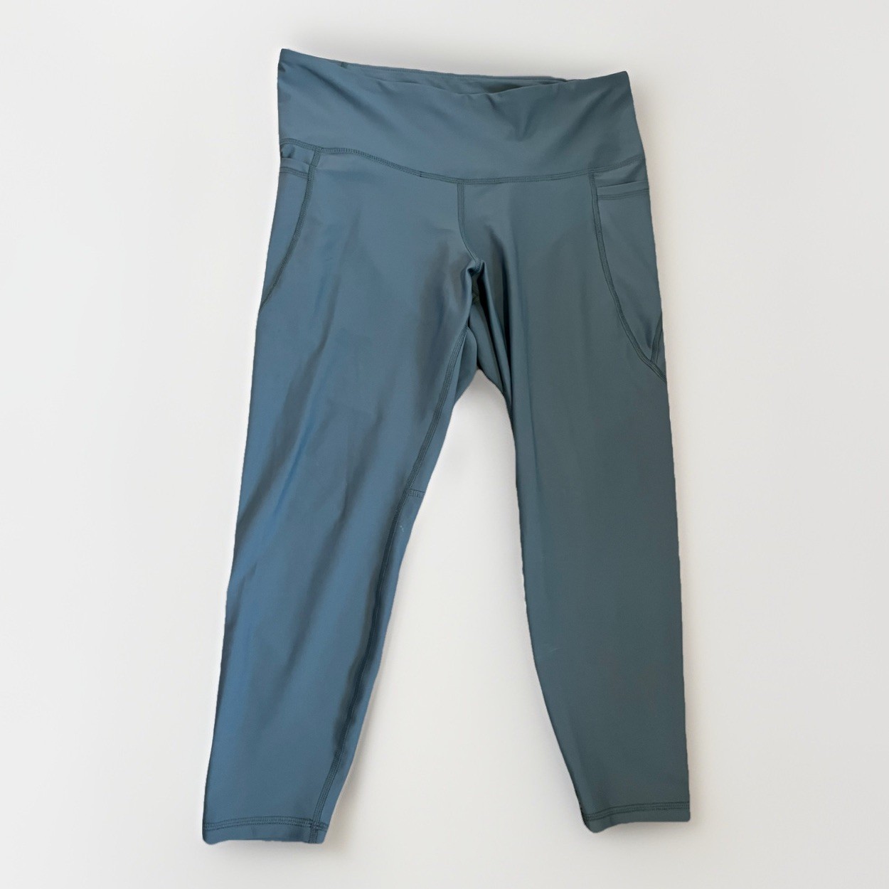Old Navy Women's XL P Powersoft GoDry Cropped Workout Pants Pockets Blue Comfort