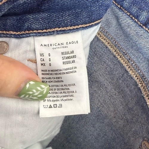Jeans donna American Eagle vita alta relaxed mamma denim invecchiato taglia 0R nuovo con etichette - Foto 12 di 16