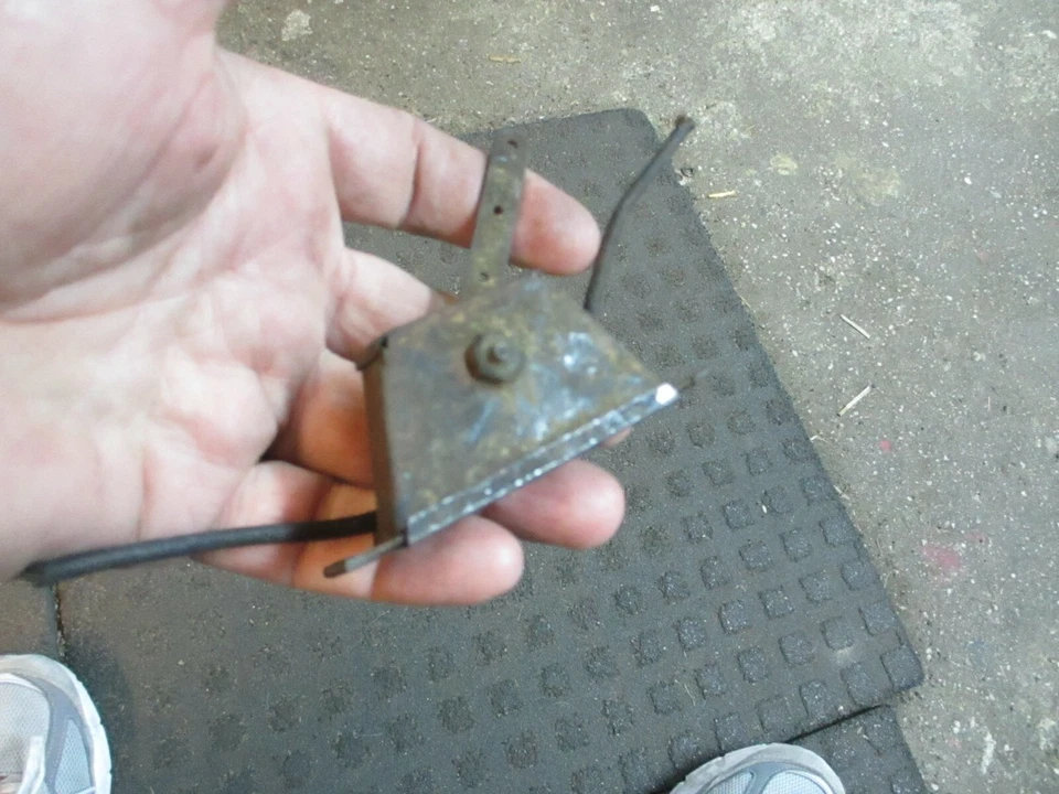 Estrangulador automotriz Cord Packard V12? Foto 3 de 4