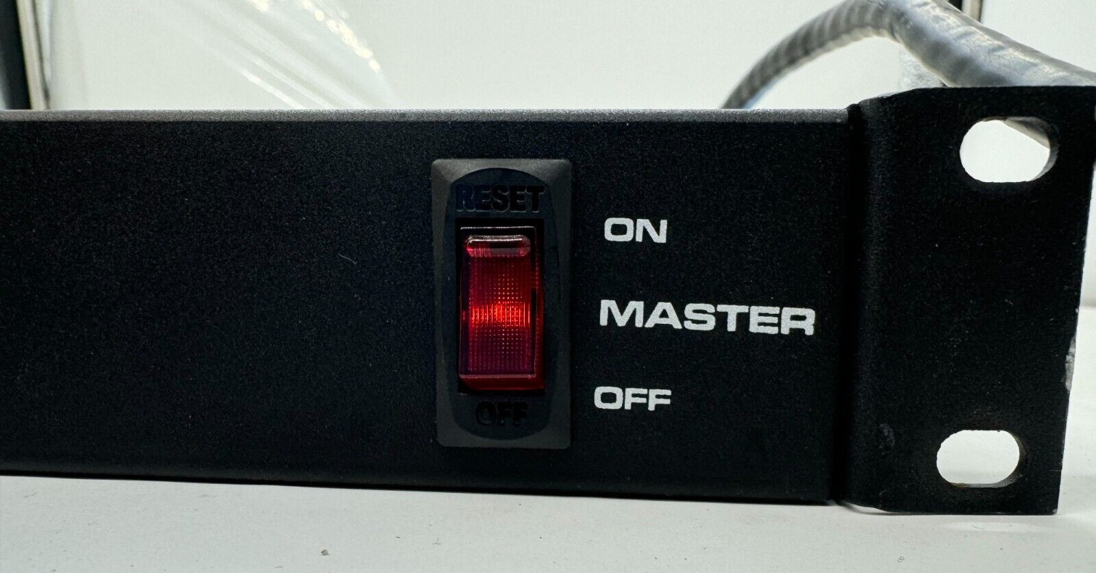 Middle Atlantic Products 120V 15A 60Hz Power Center PD-915R