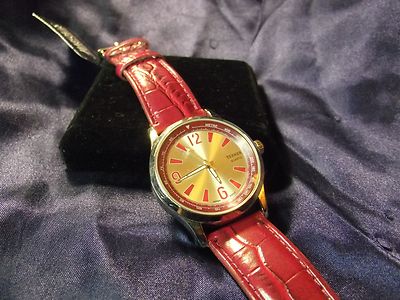 Woman's  Bijoux Terner Watch B28-572