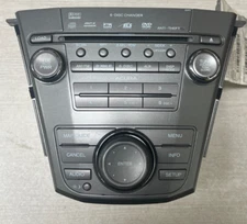 Genuine OEM 2009 Acura MDX Black AM FM Radio SiriusXM 6 Disc CD DVD MP3 Player