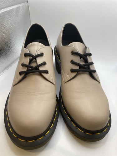 Dr. Martin Amory Natural AW004 ~ Size 7 