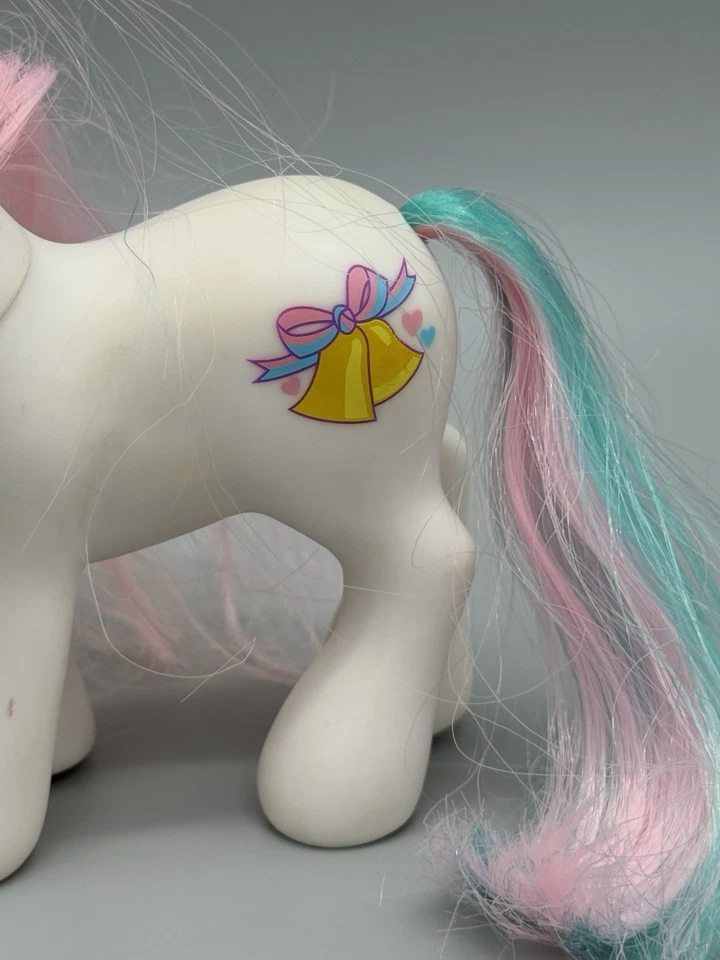 My Little Pony G3 Lulabelle 2005 figura cepillable MPL campanas de boda de colección Foto 3 de 4