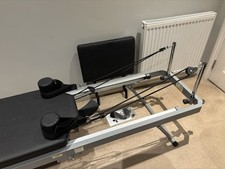 Pilates Reformer Folding Machine Equipment For Home Use