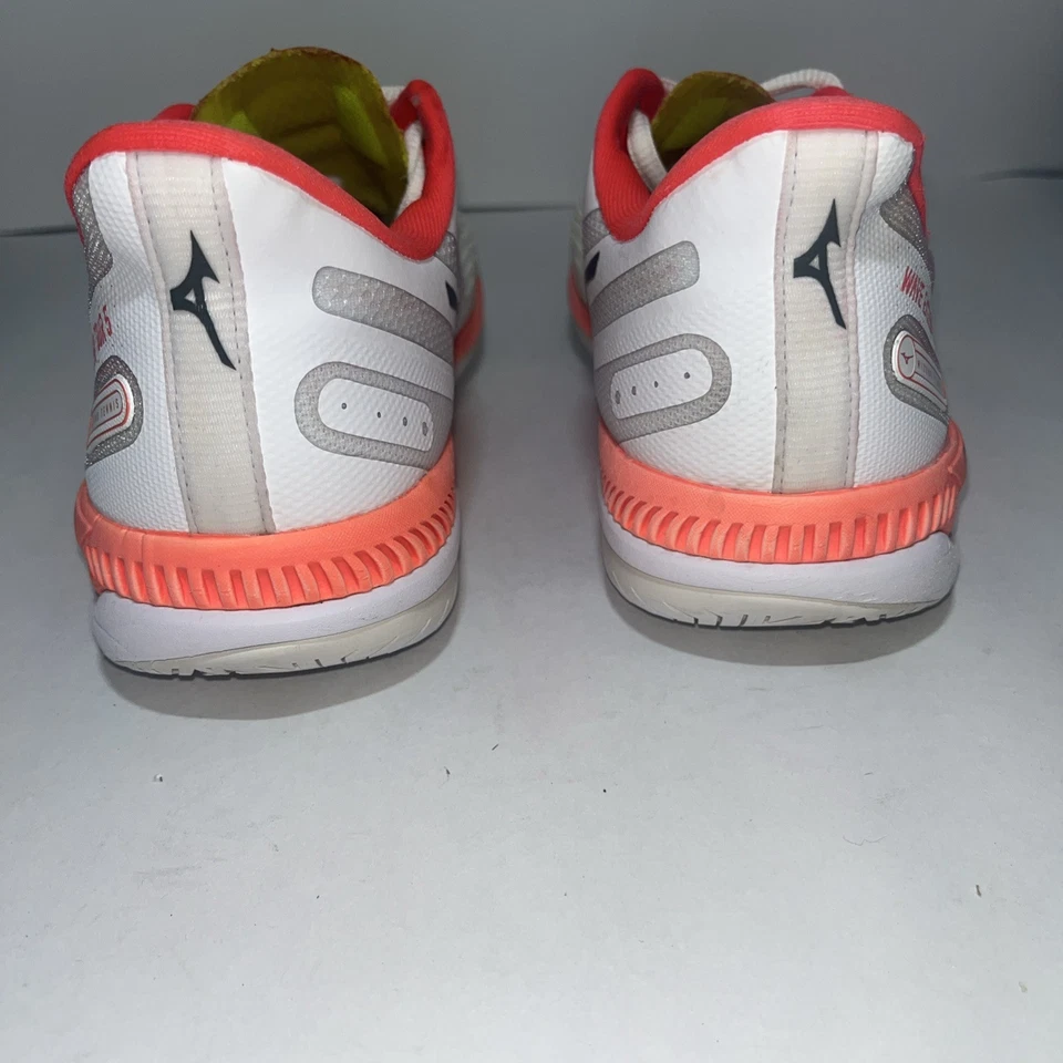 🔥ZAPATOS PARA CANCHA DE TENIS MIZUNO WAVE EXCEDER TOUR 5 MUJER Talla 8 AJUSTE CORAL BLANCO Foto 4 de 4