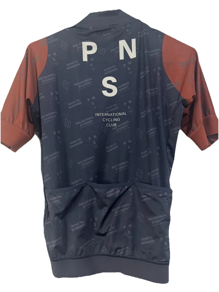 Camiseta deportiva para hombre Pas Normal Studios Mechanism, grande Foto 2 de 4