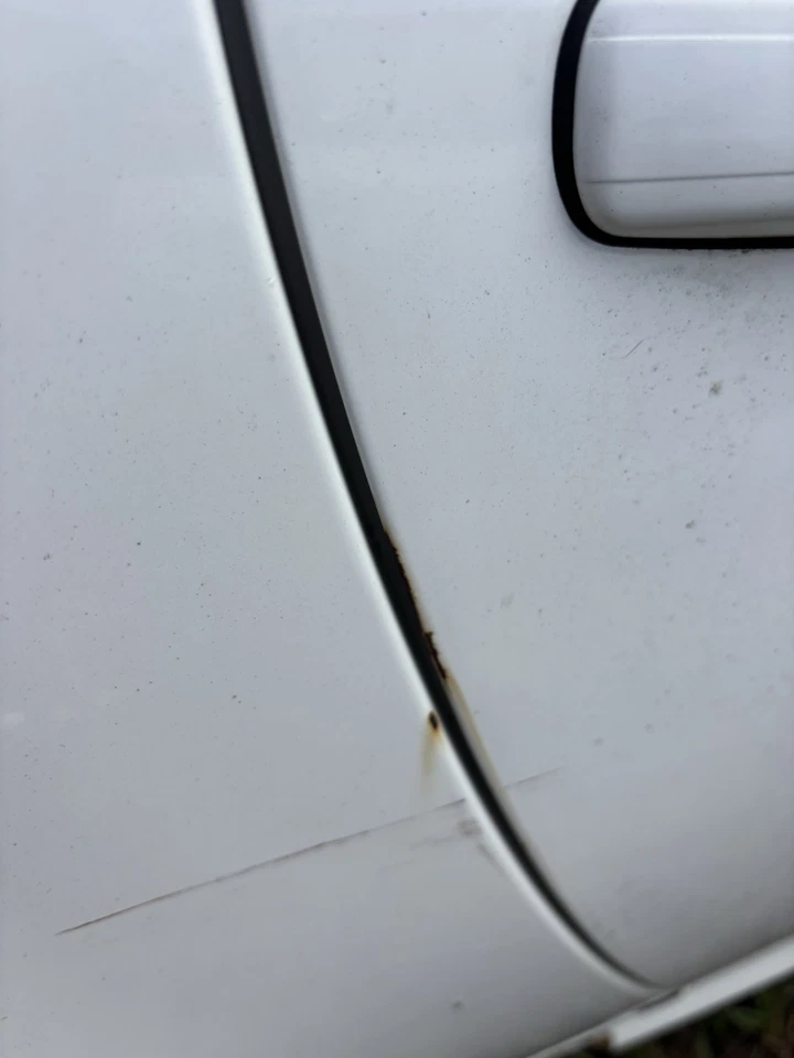 Mercedes-Benz SLK320 2002 conjunto de puerta delantera derecha OEM blanco Foto 2 de 2