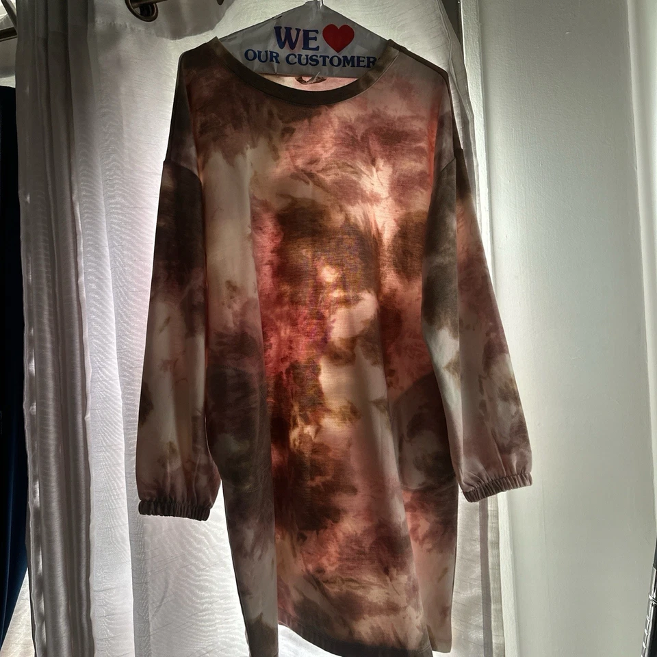 Vestido suéter rosa y marrón tie dye polar para mujer talla mediana Foto 2 de 2