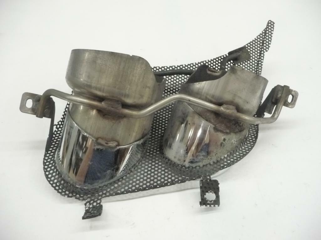 2017-2018 Maserati Levante Rear Bumper Right RH Exhaust Bezel 670032836 OEM A1