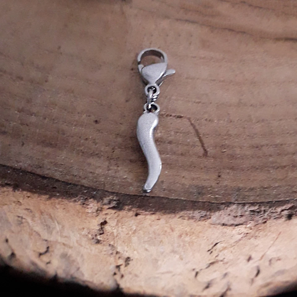 Ciondolo con CORNO Portafortuna ACCIAIO argento cornetto per Bracciale e Collana - Immagine 2 di 4