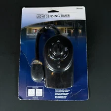 Westek TM142DOLB Outdoor Light Sensing Daily Timer Duel Outlet Black