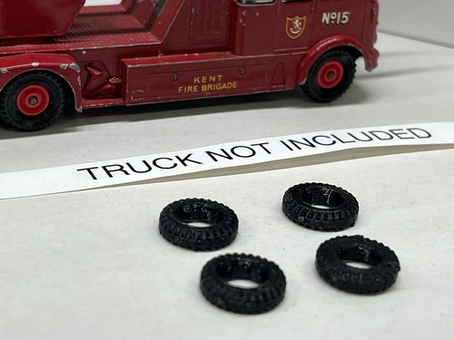 Merryweather Fire Engine Matchbox Series King Size No. 15 (TIRES ONLY) - Picture 2 of 4