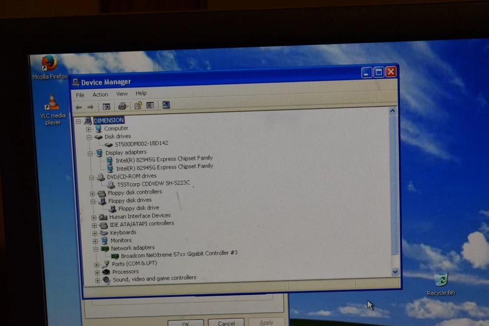 Dell Optiplex GX620 Desktop Pentium 4 3GHz 2GB 500GB Windows XP Floppy Drive DVD - Image 4 of 4