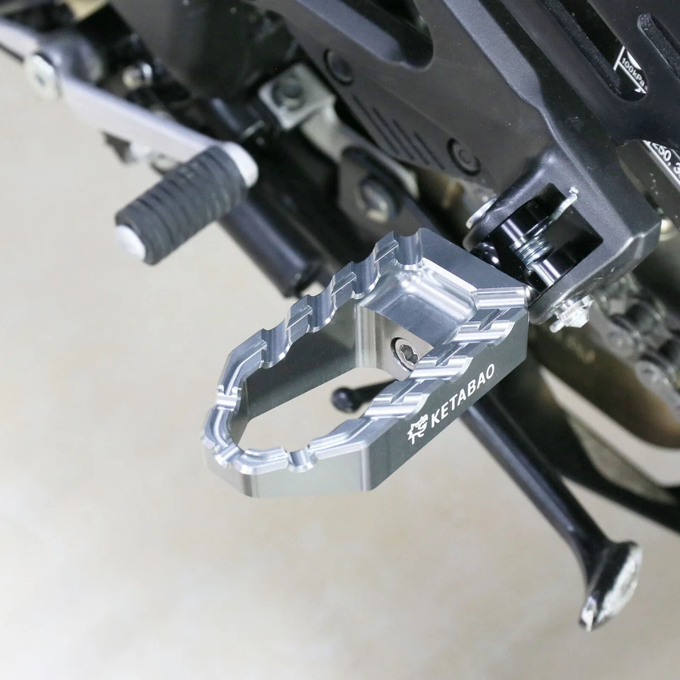 Titanium BUZZ Front Wide Footpegs For Yamaha FJR 1300 01-24 23 22 21 20 19 18 17 — 第 2/4 张图片