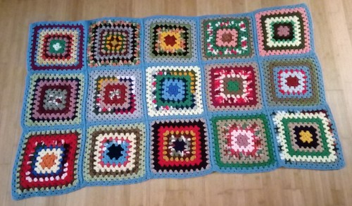 Vtg Handmade Granny Square Crochet Afghan Blanket Lap Throw 68"X 40" Multicolor - Picture 2 of 7