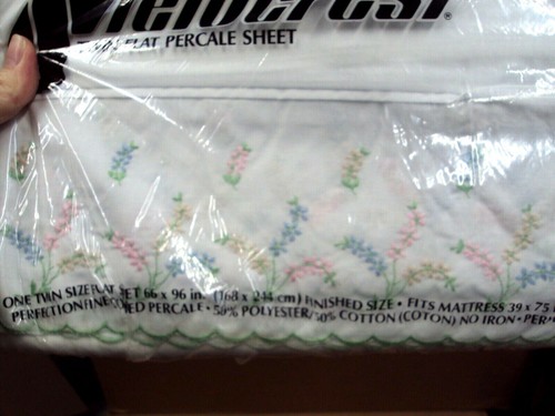 FIELDCREST Twin Flat Percale Sheet SWISS EMBROIDERY 66 x 96 Pastel Color Floral - Picture 4 of 7
