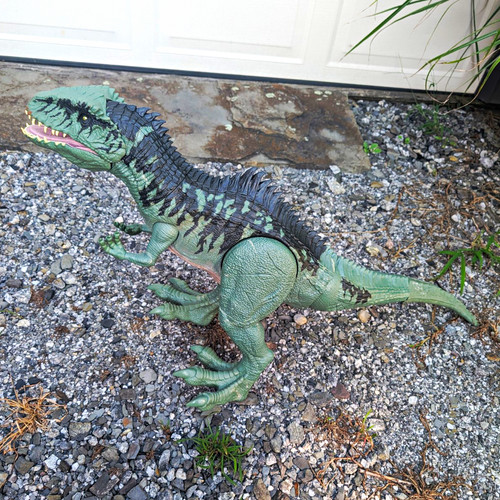 Jurassic World: Dominion Super Colossal Giganotosaurus 40” Green Giant Dinosaur