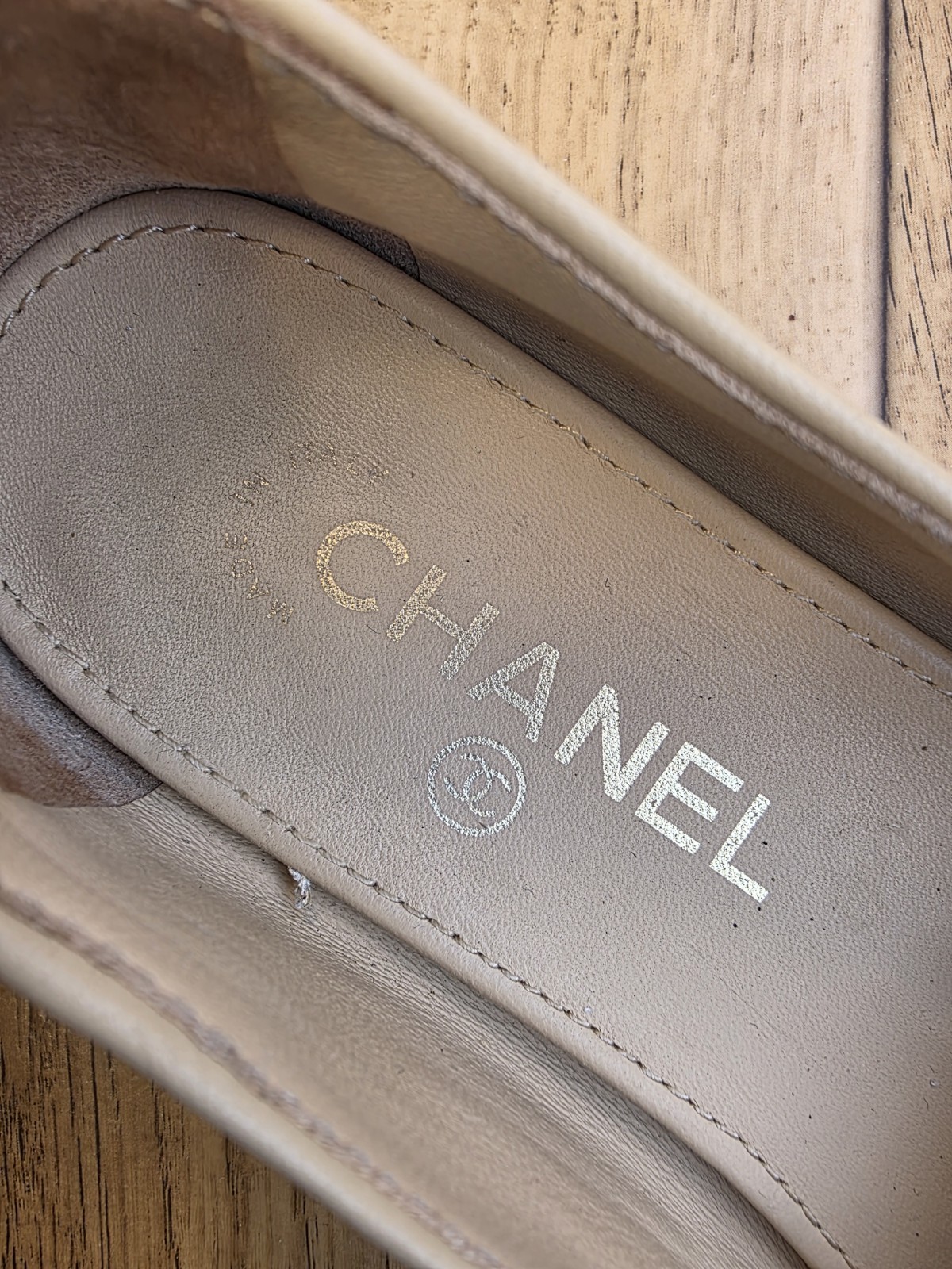 CHANEL INTERLOCKING CC LEATHER BALLET FLATS SIZE 37 EU, 6.5 US, 4 UK  thumbnail 15