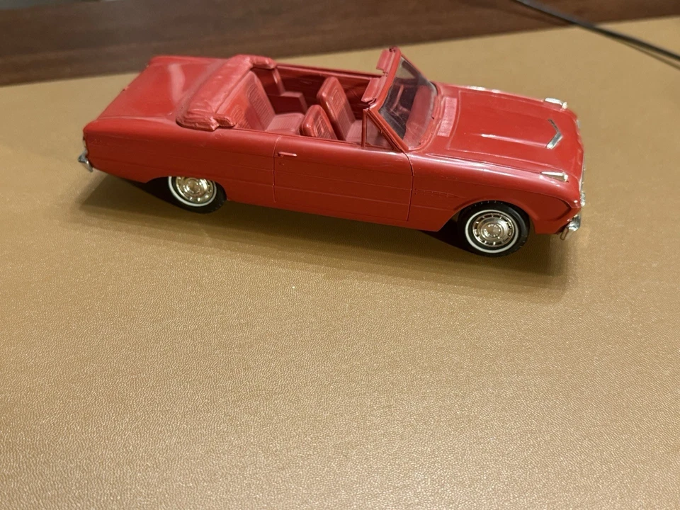 AMT 1/25 dealer promo car 1963 Ford Falcon Conv Rangoon Red W/original Box! - Image 2 of 4
