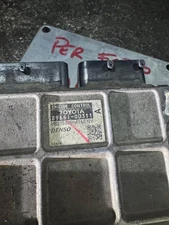 Denso ECU 89661 0D311 MB275300 4760 Engine Control Unit