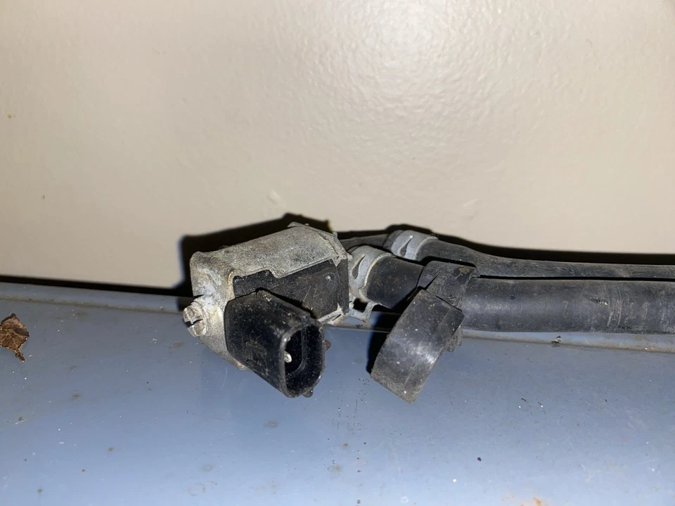 Bote evaporador de carbón con bahía de motor 99-05 Mazda Miata NB Foto 4 de 4