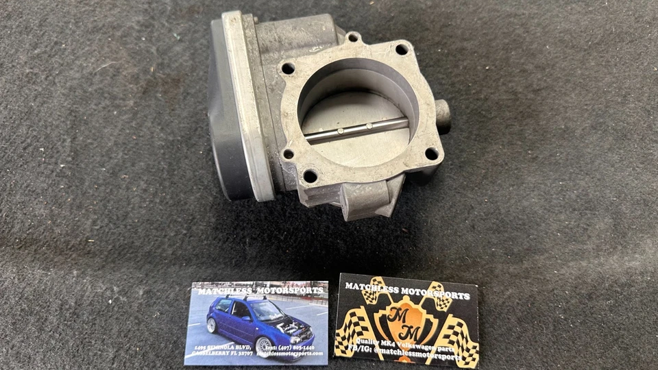 Corpo do acelerador Volkswagen R32 2004 - Imagem 3 de 4