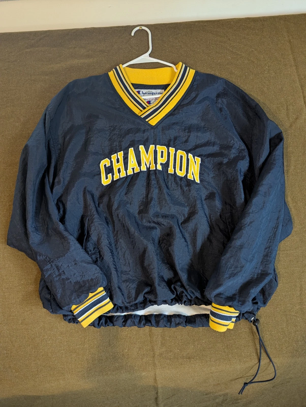 VINTAGE Champion Jacket Mens Extra Large Blue V Neck Windbreaker Lined Spellout