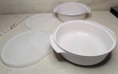 Tupperware Microwave 1 3/4 Quart Casserole White  #2210A #2195  W/ 2 X Lids 2197