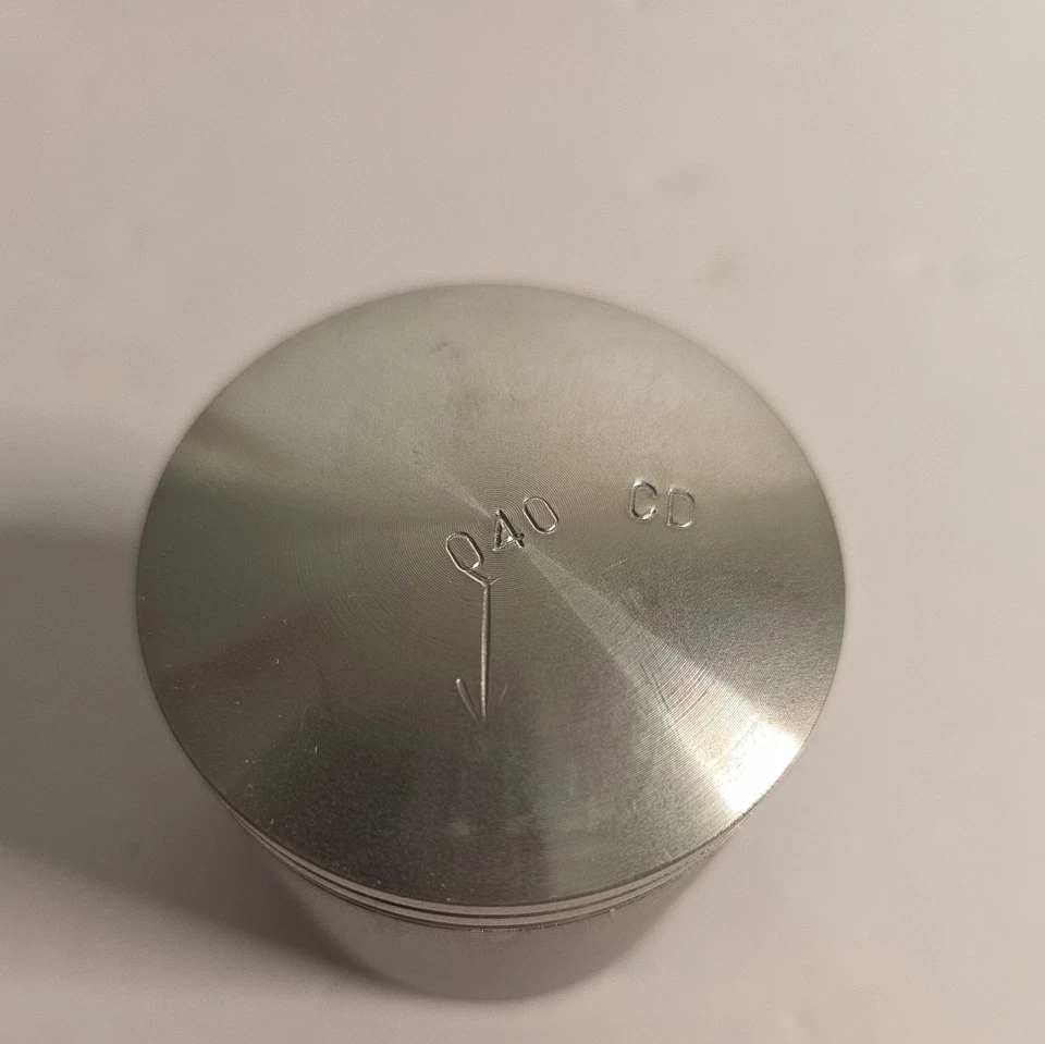 Nuevo de Lote Antiguo Wiseco 57.00mm 1.00mm 1er Kit O/S Honda CR125 MT125 339M05700 339P4 (1054) Foto 3 de 3