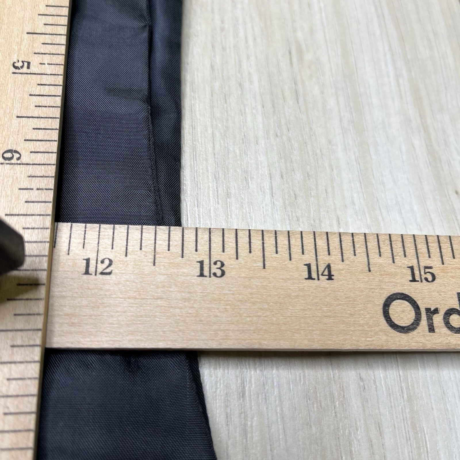 Bruno Design in Italy Vest Waistcoat Men Formal Dress 100% Silk Geometric Medium