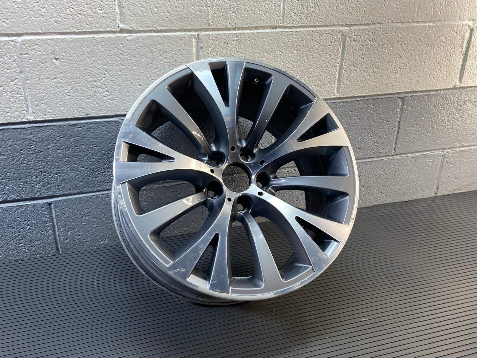 2010-2016 BMW F07 F01 F02 Wheel Rim Disc Assembly 8.5j x 19 ET25 OEM NOTE