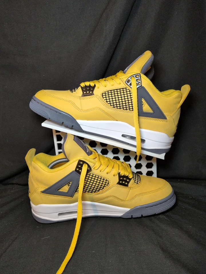 Talla 9M / 10.5W - Jordan 4 Retro Mid Lightning Con Caja Foto 2 de 4