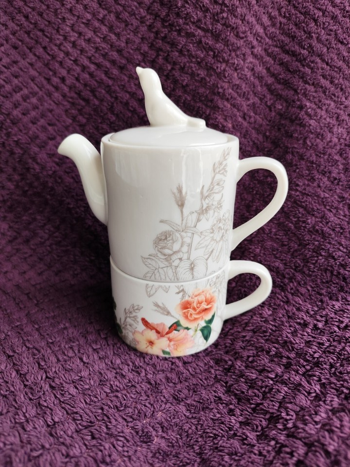 KIMM & MILLER RHS TEA FOR ONE CERAMIC SET FLORAL TEAPOT & CUP NEW