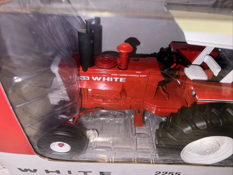 1/16 Scale White 2255 2WD with ROPS & Canopy Prestige Collection Ertl Die-Cast - Image 3 of 4